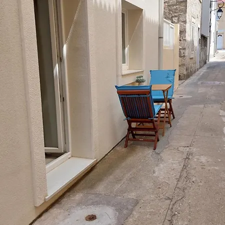 Apartman Bella *